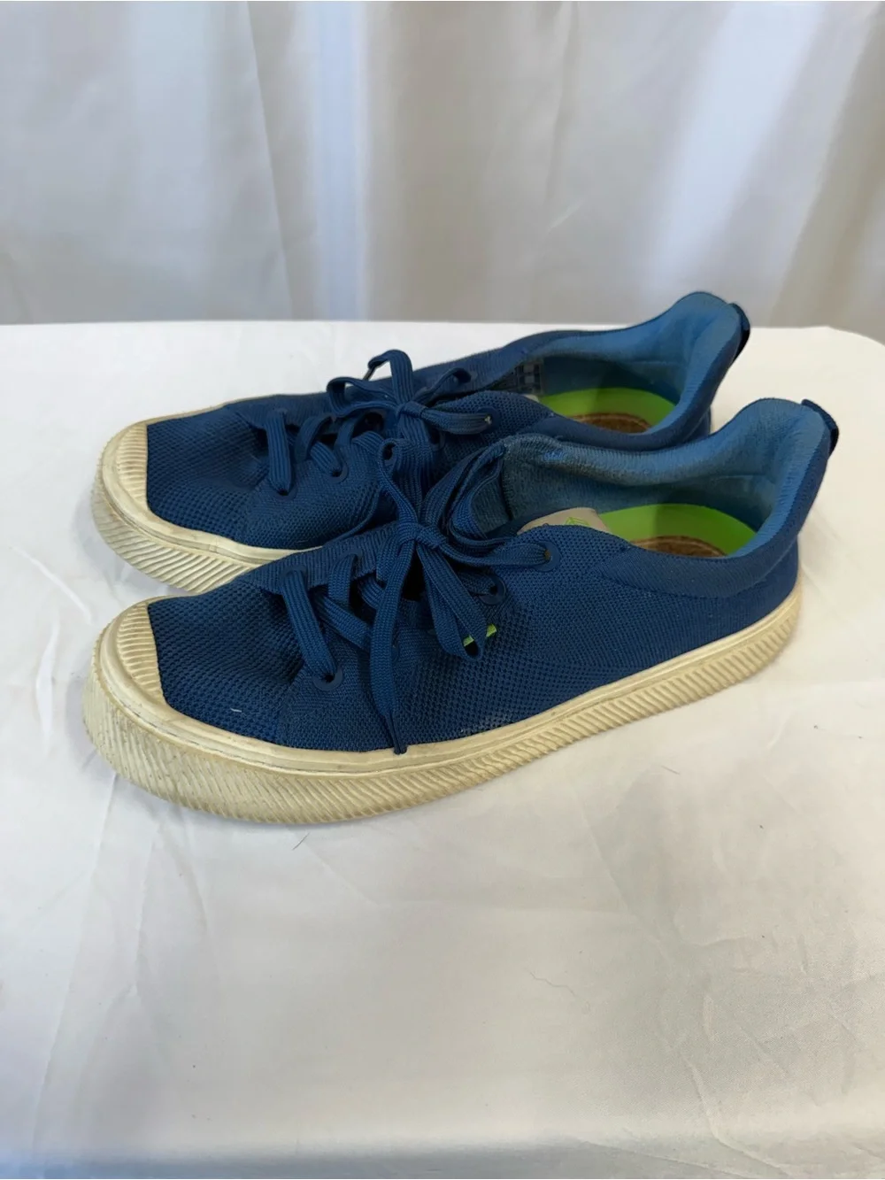 Cariuma Men’s 10 Ibi low mineral blue knot sneaker no size listed sustainable